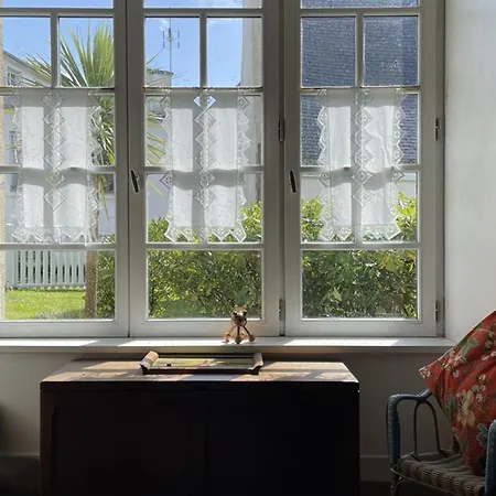 Casa de Férias Maison De Charme Avec Jardin Clos, A 50m Des Commerces Et Proche Plage, Pour 8 Personnes - Fr-1-639-54